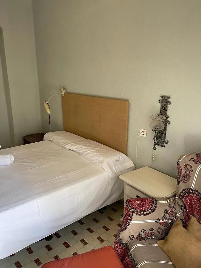 Vintage Granada Apartment